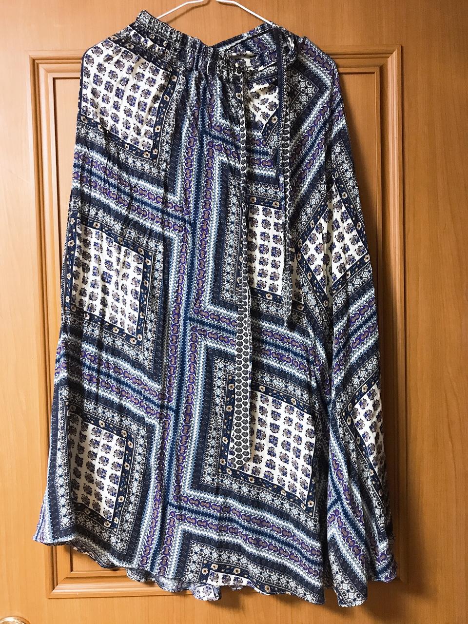 패턴 두르는식 실키한 소재의 시원한 롱스커트