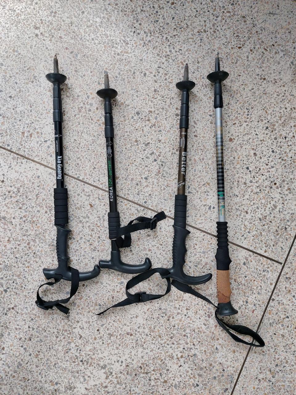 등산스틱,등산지팡이 4개 및 드림