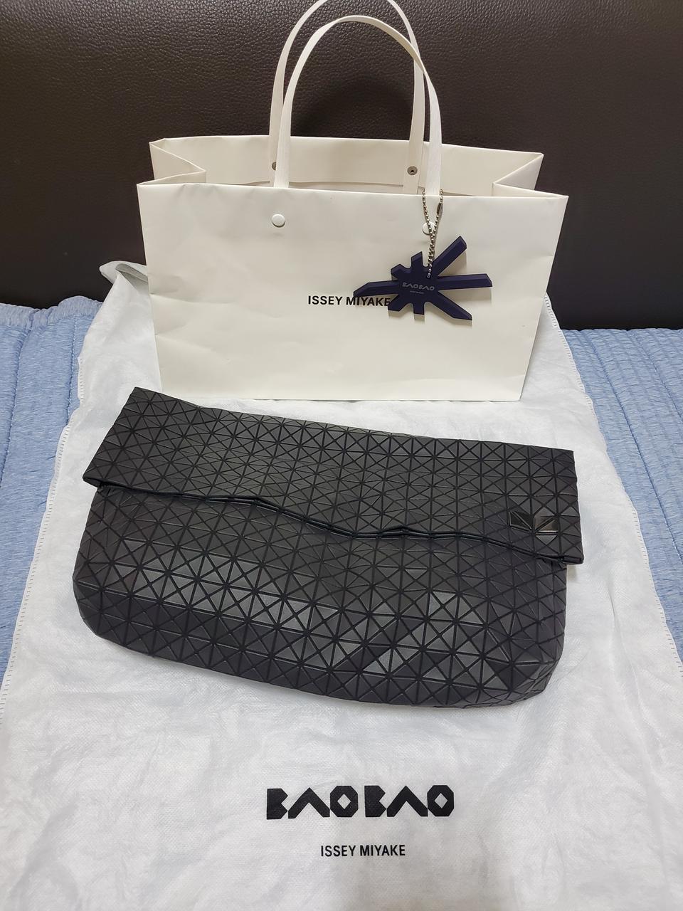 바오바오 맨즈 클러치 무광 블랙 미사용