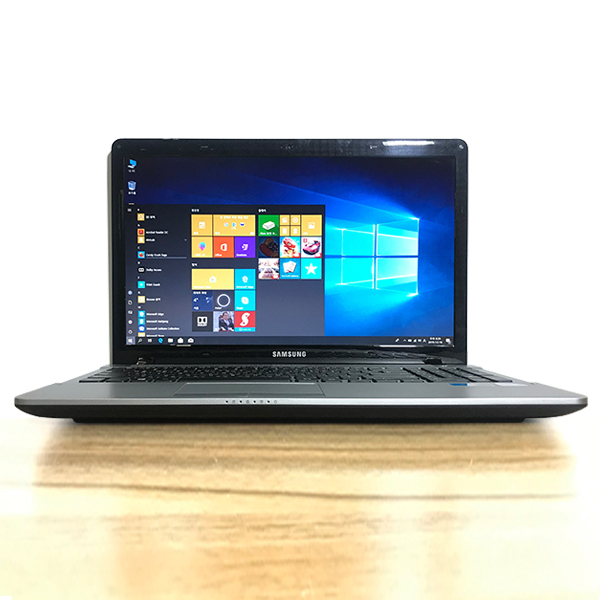 삼성 시리즈3 NT300E5E. 2117U 4GB SSD 사무용 노트북