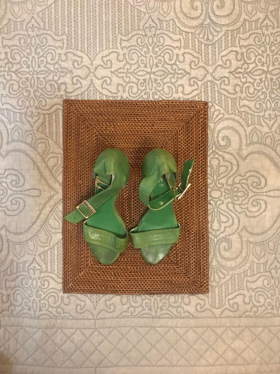 그린 오픈토 앵클 버클 스트랩 하이힐 245mm 굽8cm