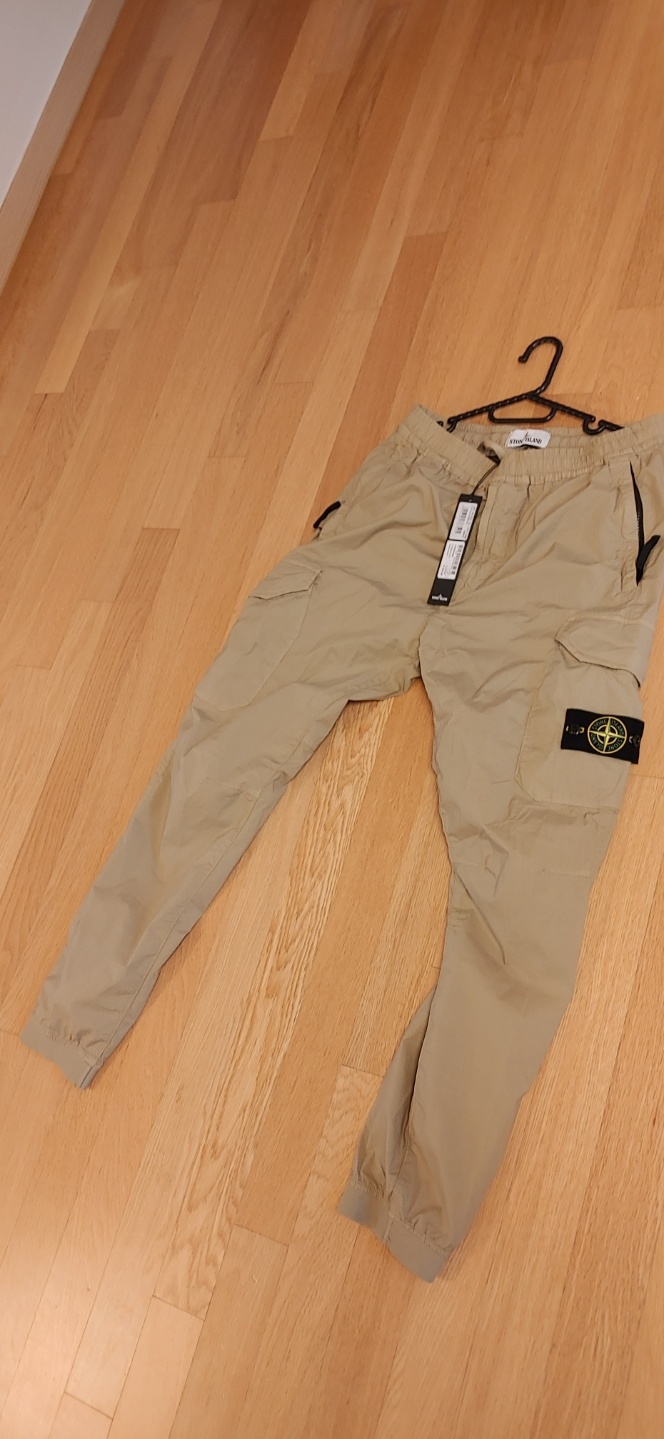 스톤아일랜드 조거팬츠 베이지33 새제품