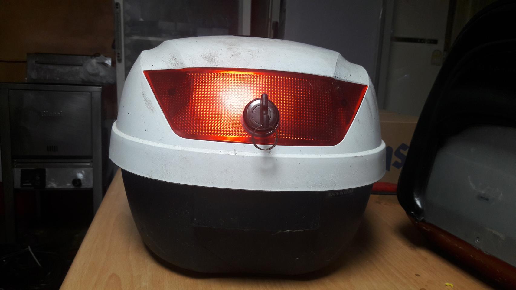 오토바이탑박스