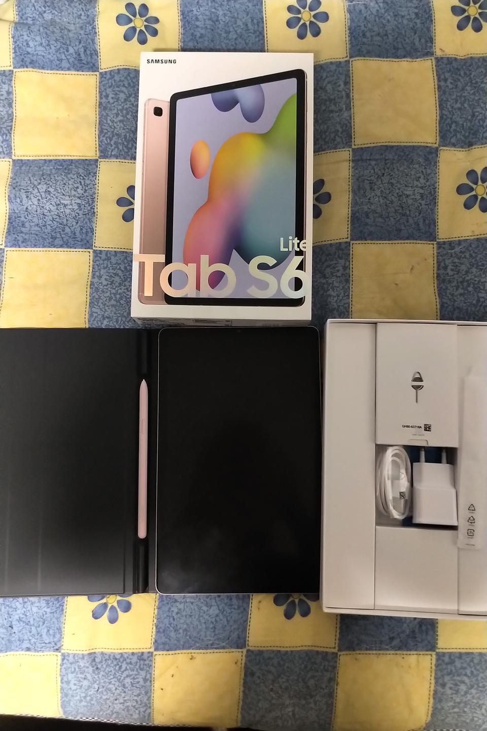 갤럭시탭 S6 lite LTE 128GB 45팝니다