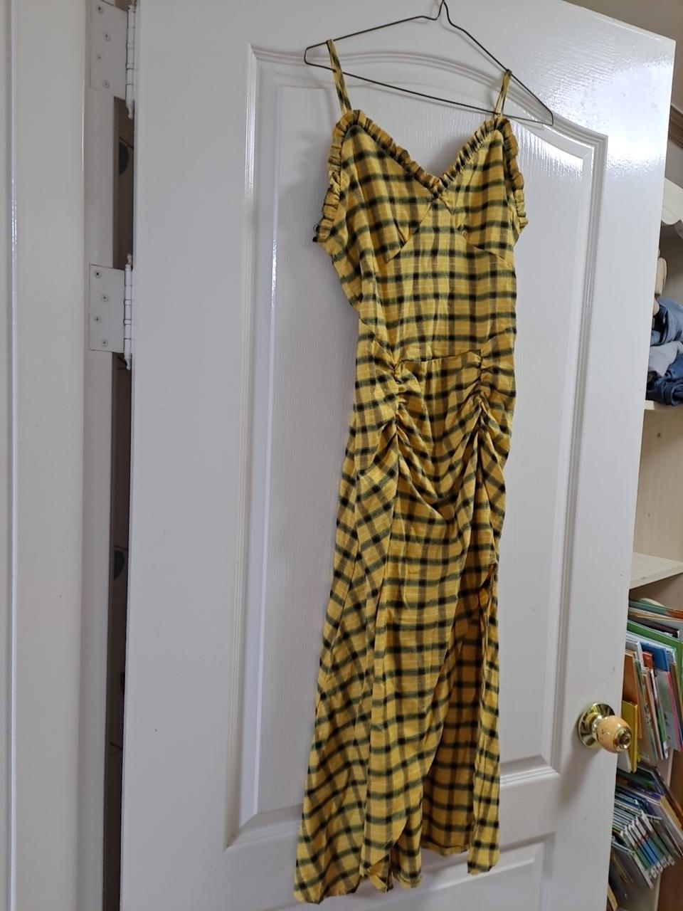 옐로우 체크원피스