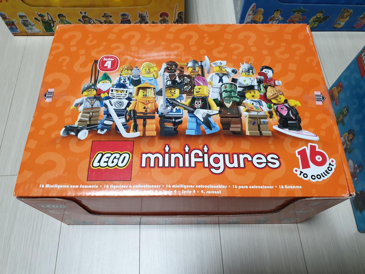 레고 미니피겨스 시리즈4 (60개입) 판매합니다
