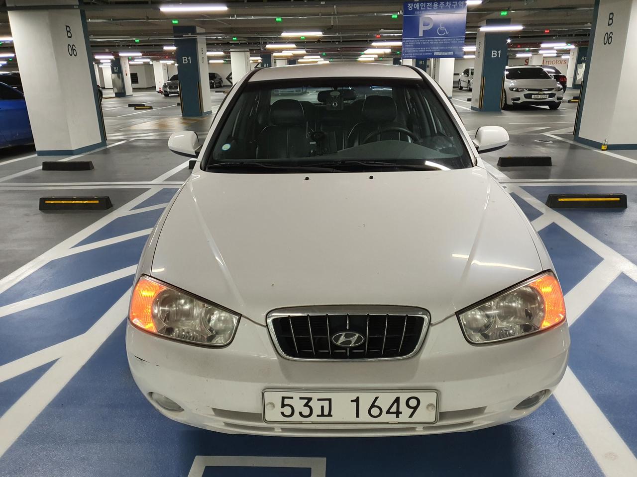 현대 아반떼 XD 1.5 DOHC 디럭스 슈퍼