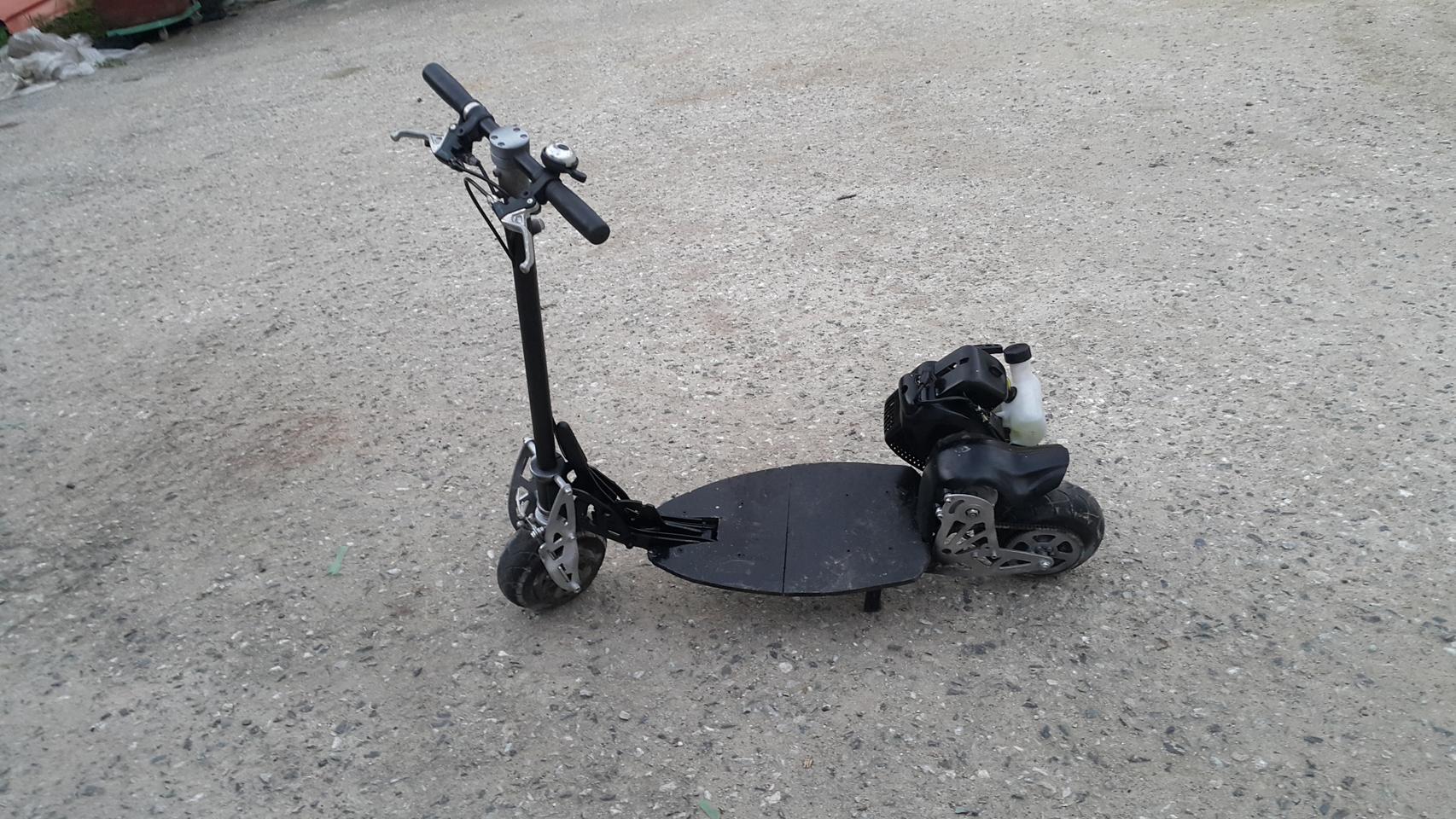 접이식 엔진킥보드