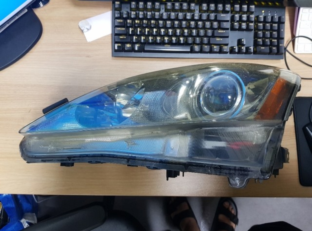 렉서스 is250 라이트 1쌍 판매(개조품)