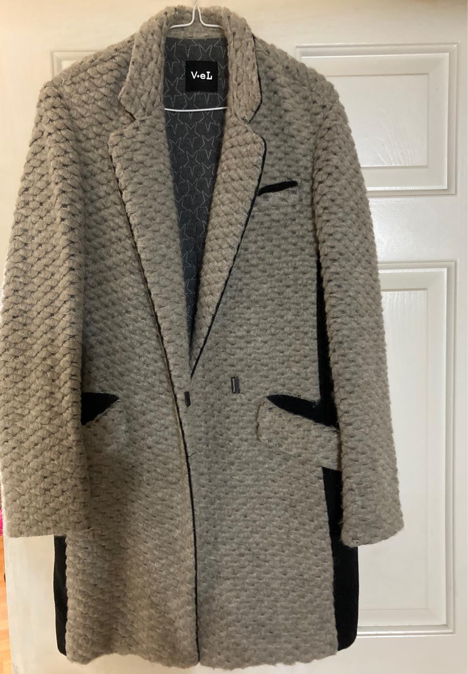 보브 세컨브랜드. 모헤어 코트. 한번착용. 55