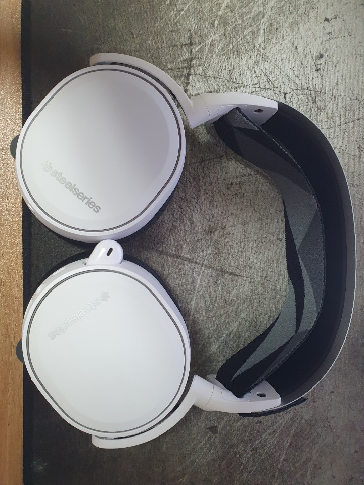 스틸시리즈 arctis 7 화이트 무선 (아크티스 7)