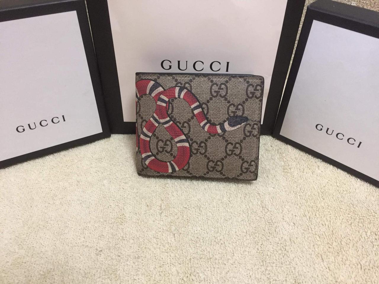 구찌 스네이크 반지갑 22만원