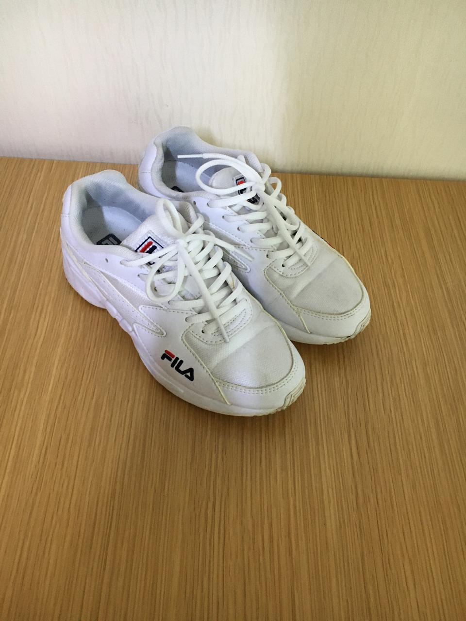 휠라 여성 운동화 240