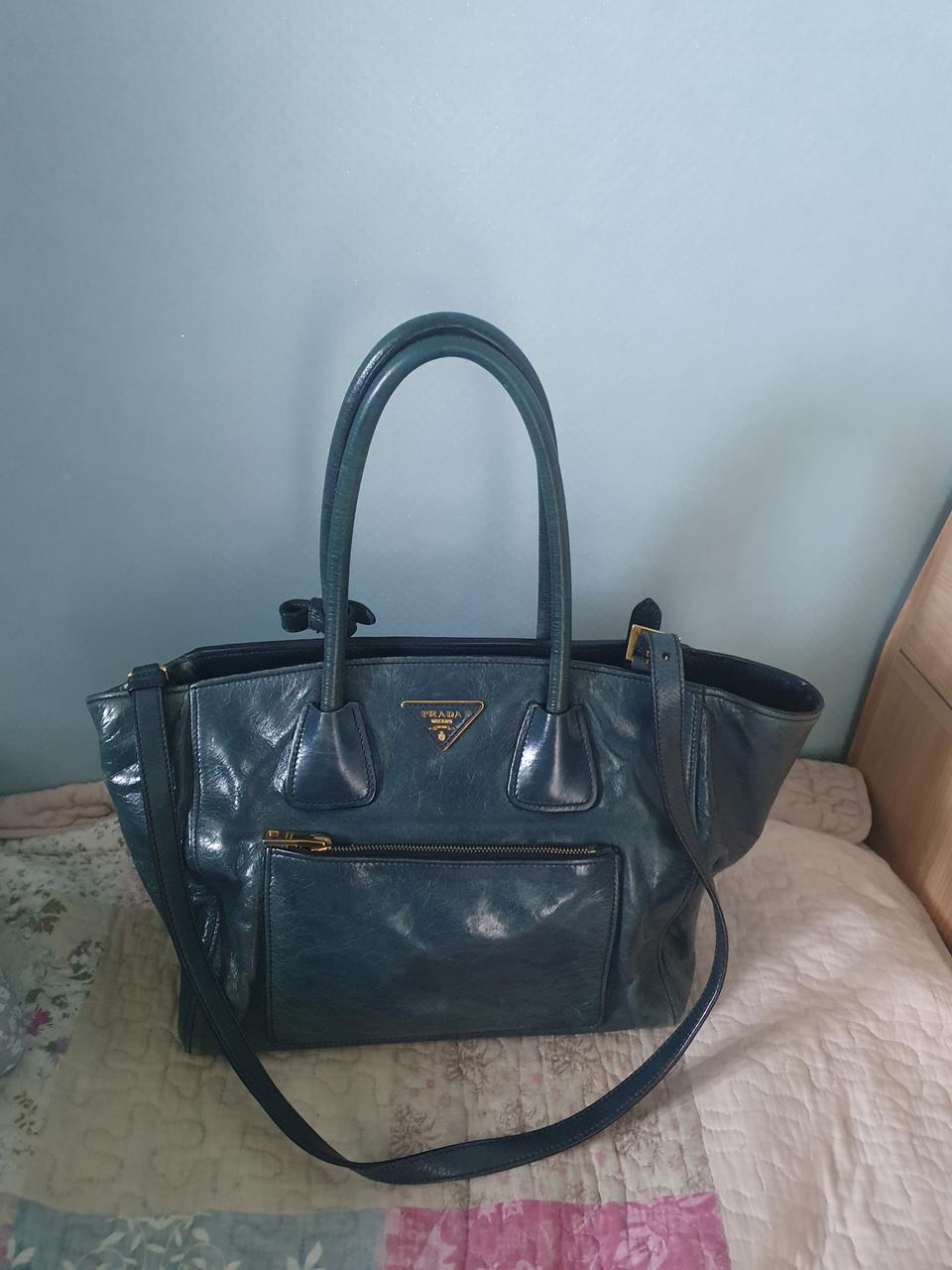 프라다 비텔로 샤인백