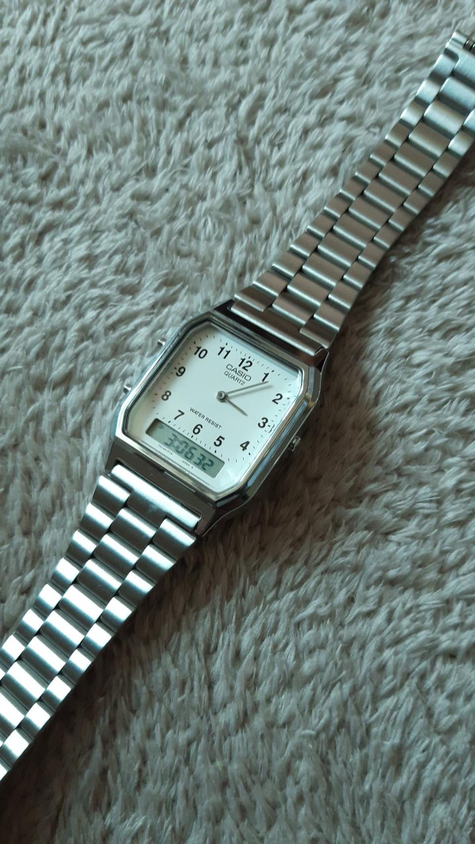 카시오 AQ230 흰판 공용 시계