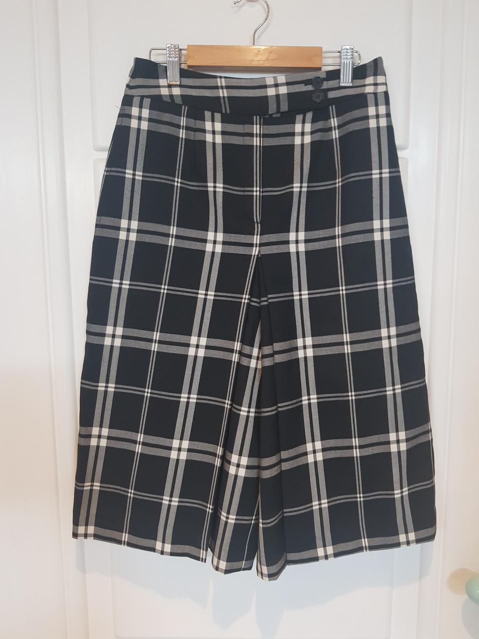 명품체크 치마바지