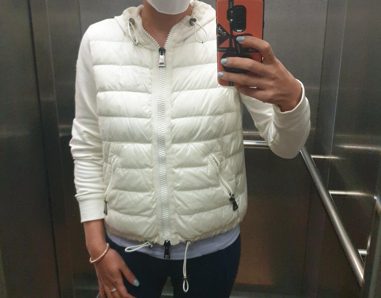 몽클레어정품 여성패딩니트점퍼