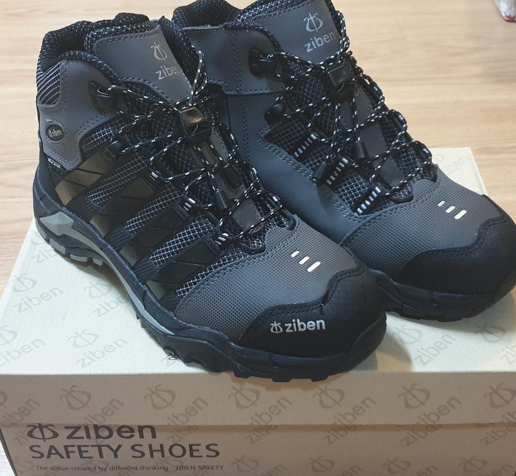 지벤 방수 끈조절 안전화♡260♡