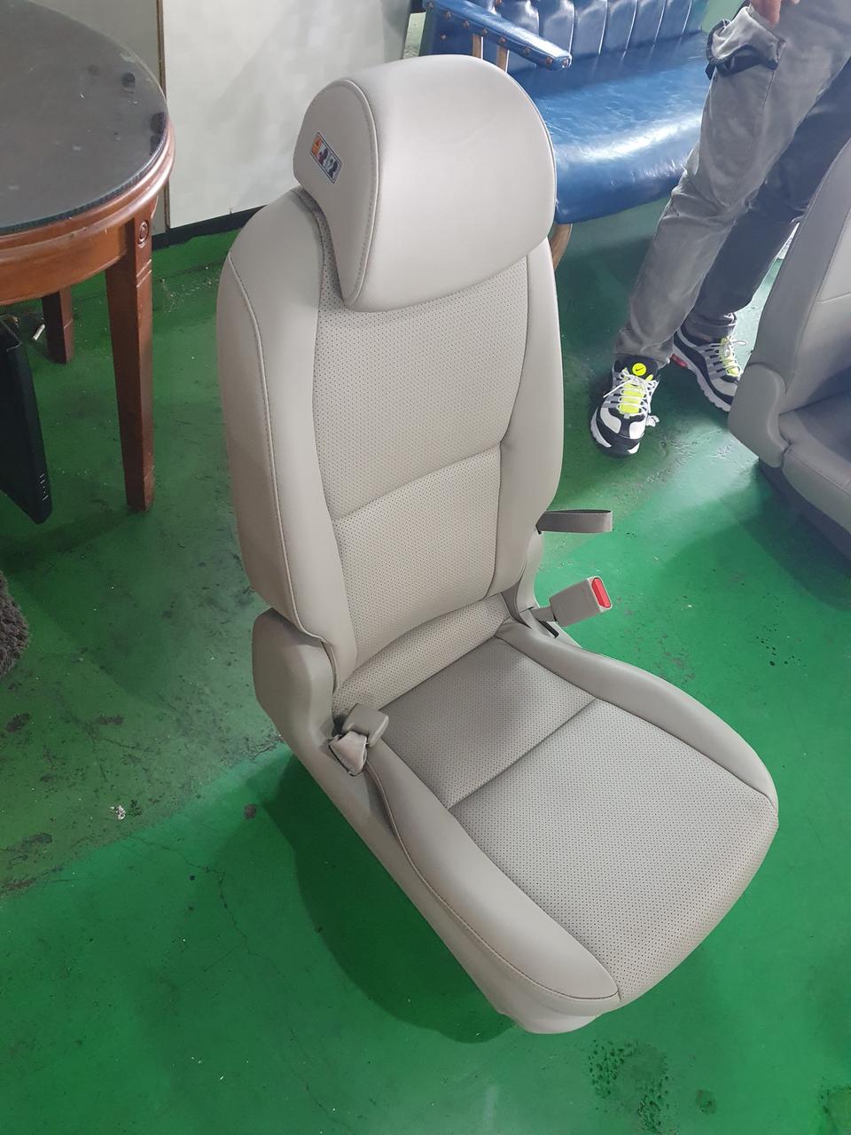 올뉴카니발 11인승 시트 3열, 4열