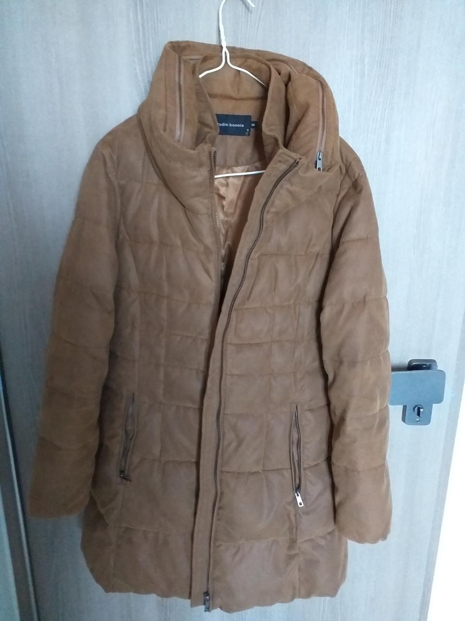 스튜디오 보니 오리털패딩  66사이즈