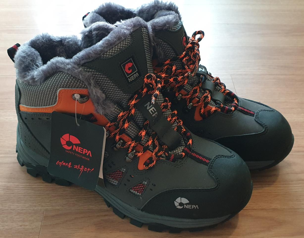 네파 고급 보아털 방한안전화 ♡265♡