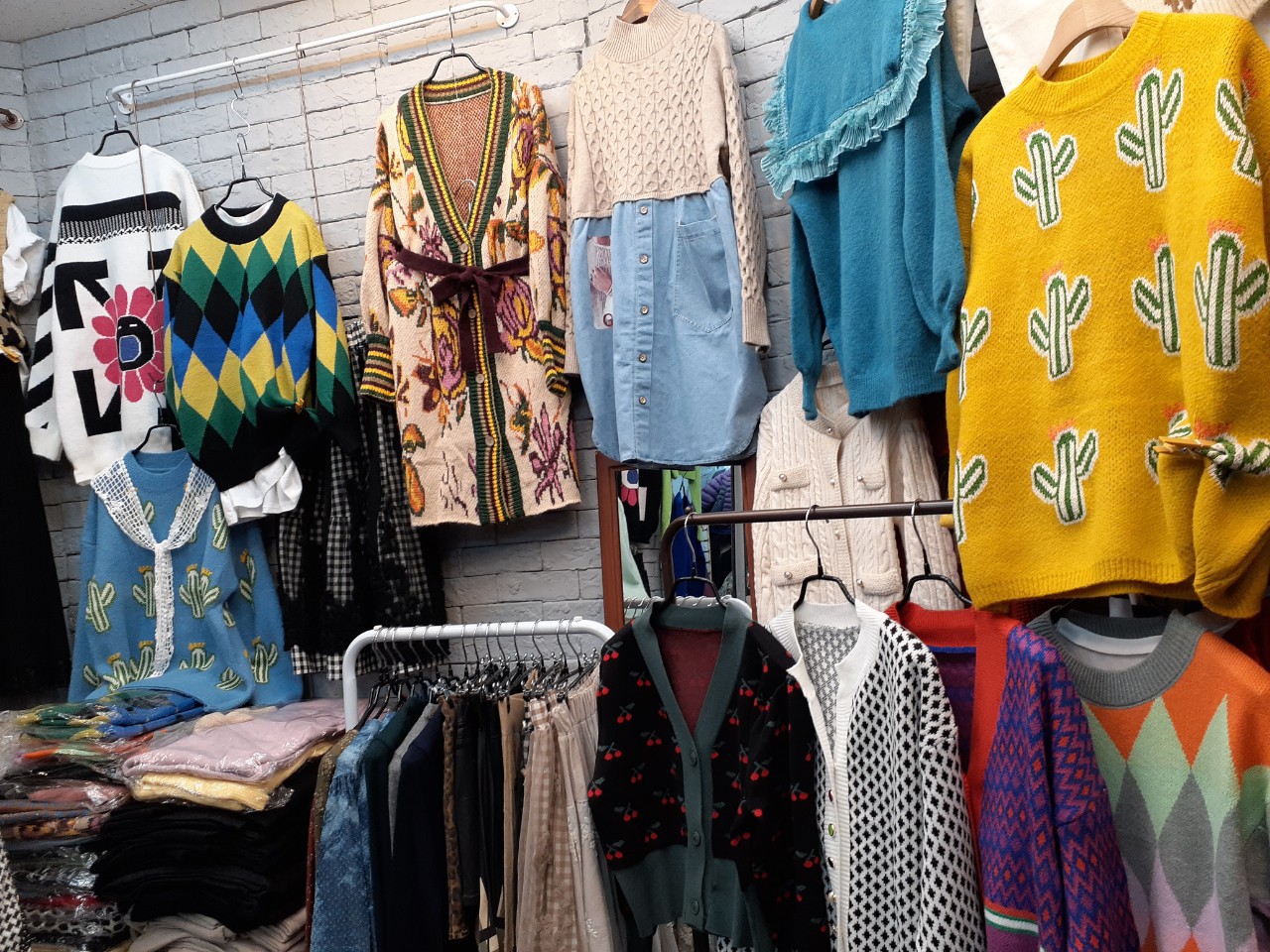 여성의류(가격은 다 다릅니다)찜하시고 톡주세요^^