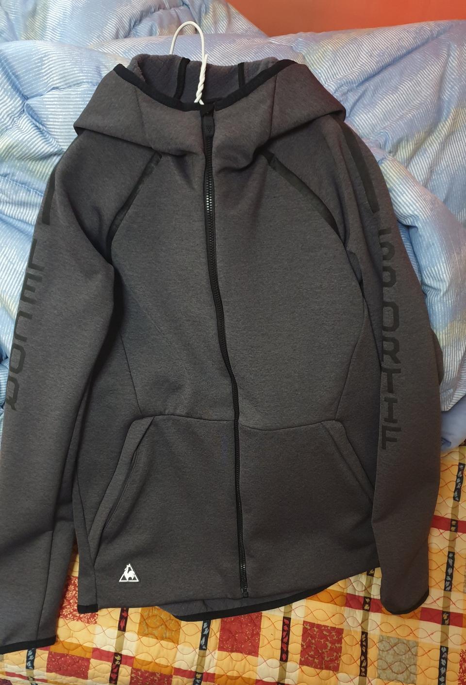 르꼬끄 후드 집업