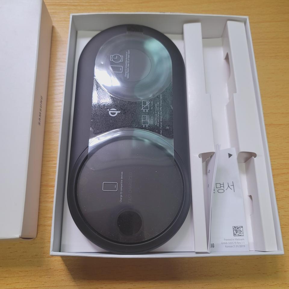 삼성 무선충전기 듀오