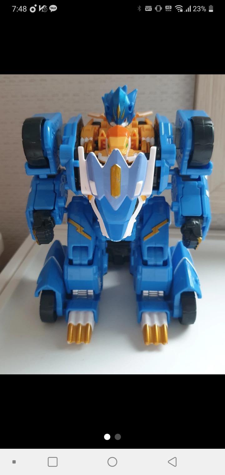 몬카트 메가로이드 레오