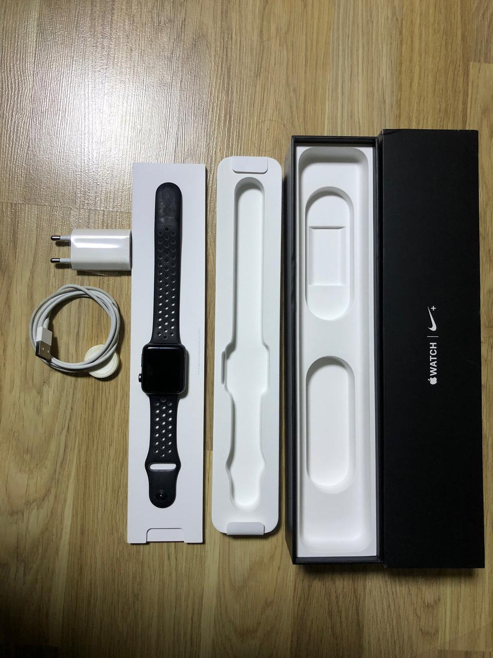 애플워치 2새대 42mm 나이키에디션 스페이그레이 알미늄