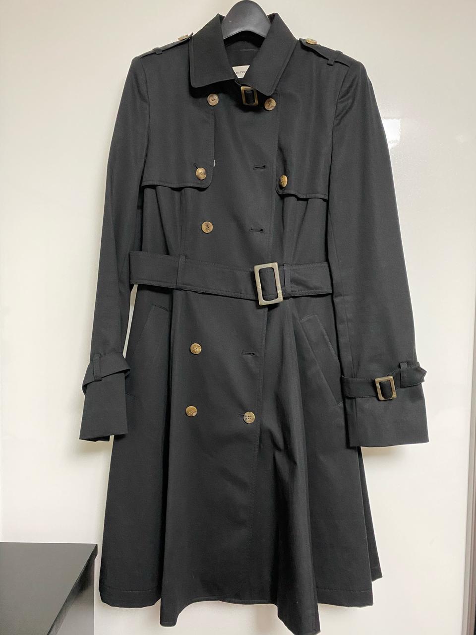 블랙 트렌치코트