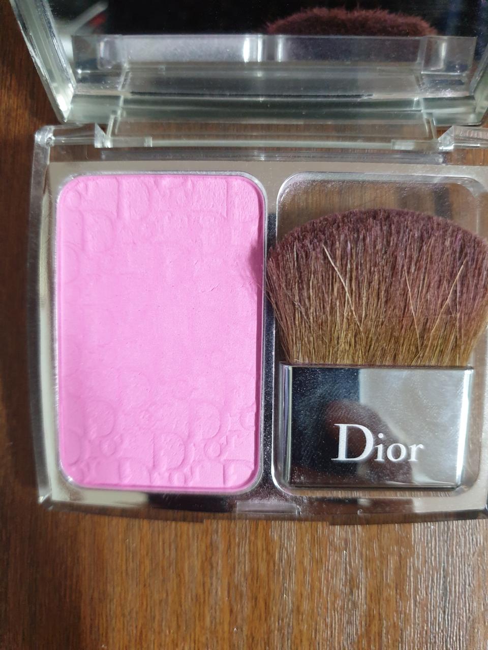 디올 로지글로우-01페탈