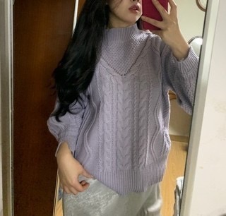 연보라 라벤더 터들넥 니트