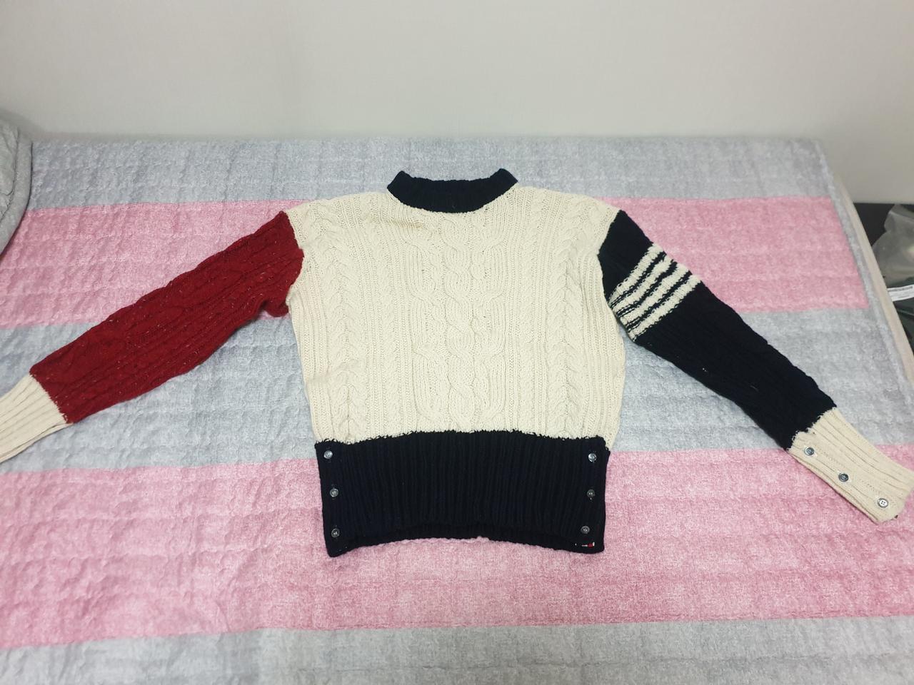 톰브라운 니트 팝니다