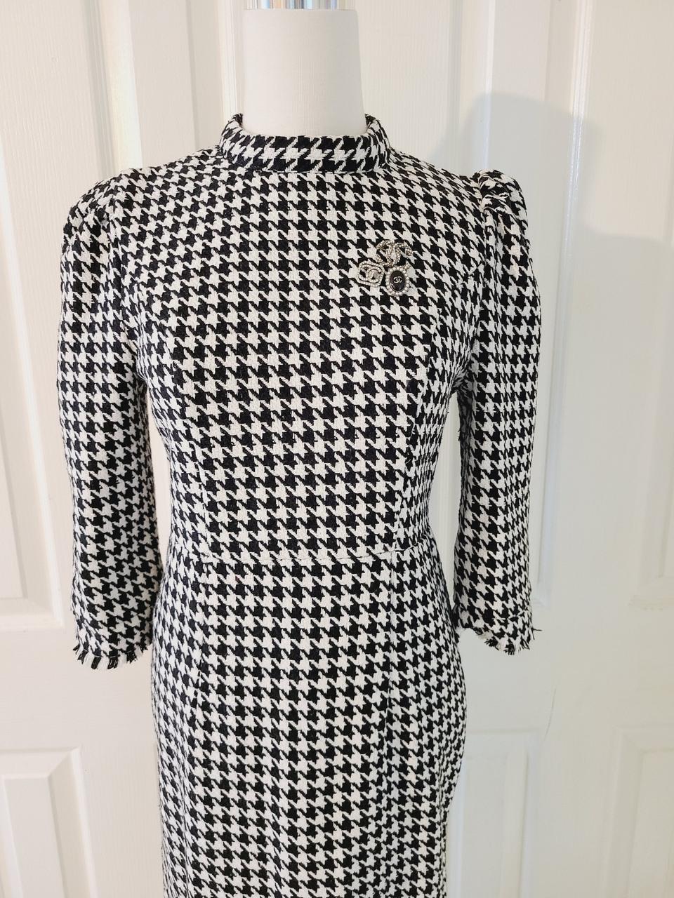 (무료배송)하운드체크 시크라인원피스+ 브로치세트