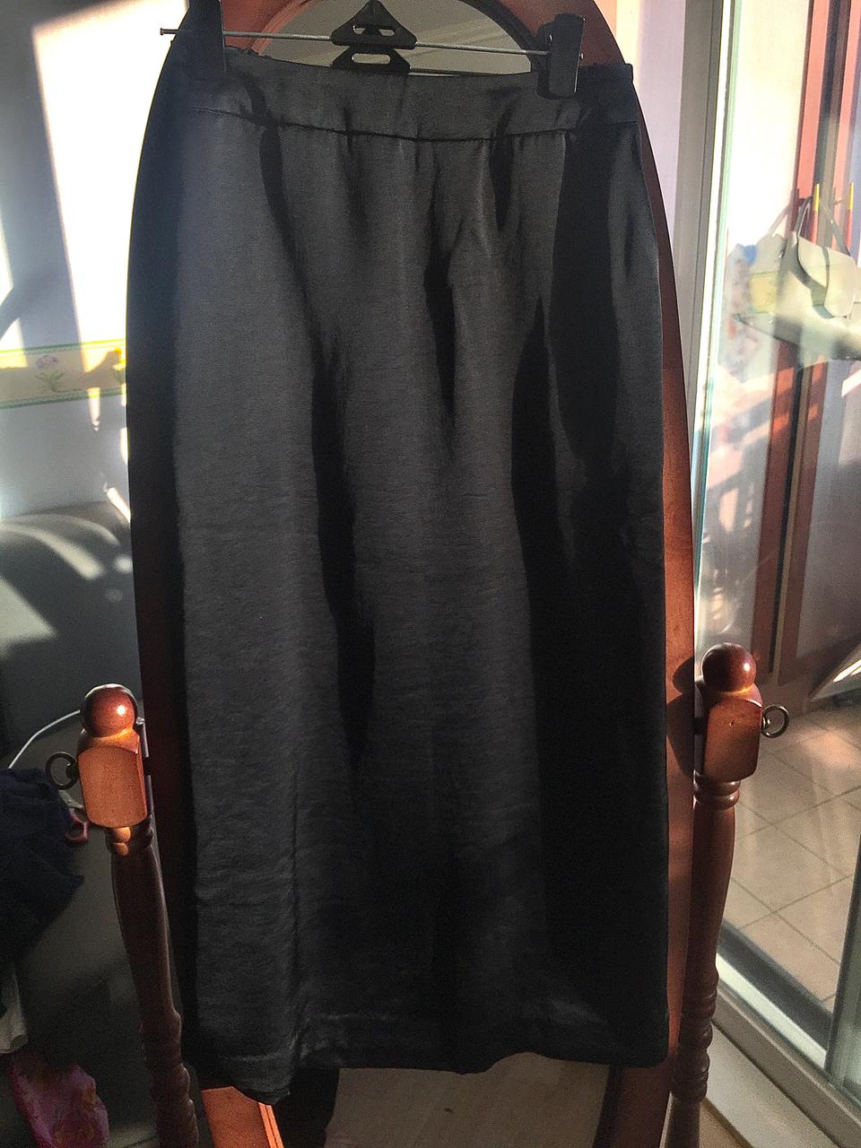 새틴 블랙 롱스커트(택포)