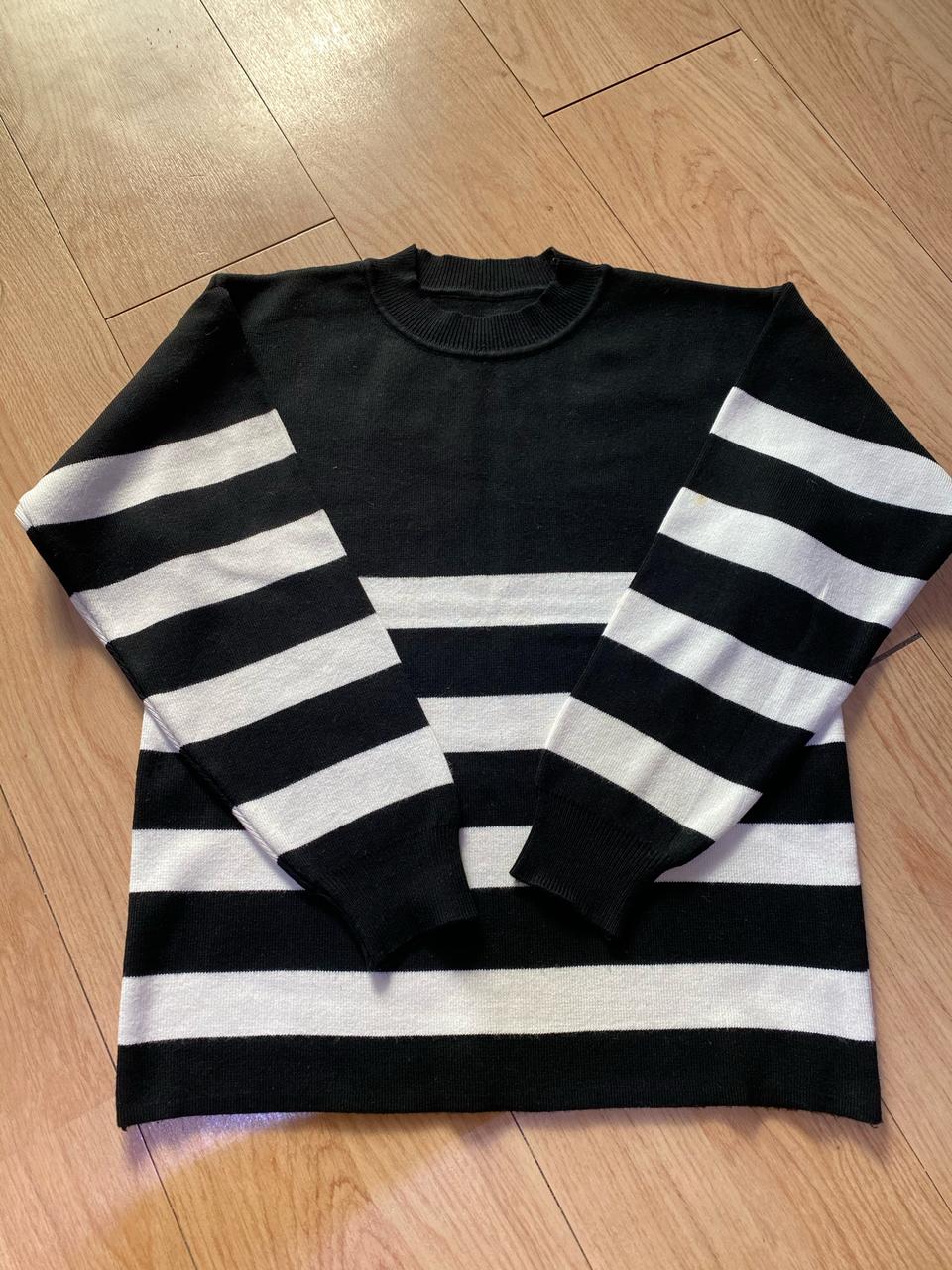 스트라이트 니트티