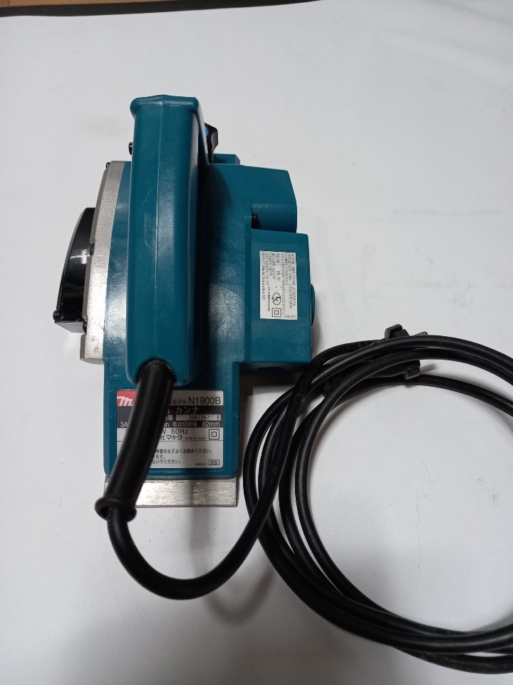 본문내용 정독 바랍니다. 마끼다 전기대패 일제 정품 (+새 대패날 드림)