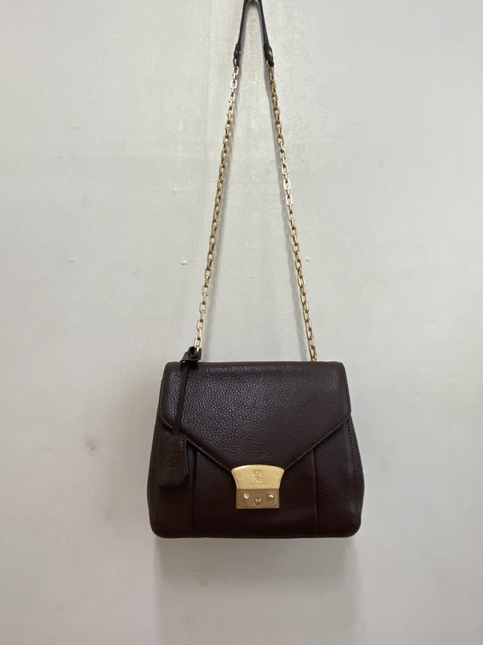 루이까또즈 가방. 가로 20,5 cm . 세로 16 cm