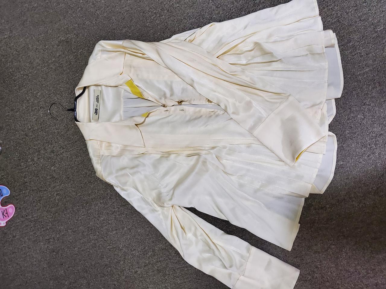 럭키슈에뜨 블라우스 새상품