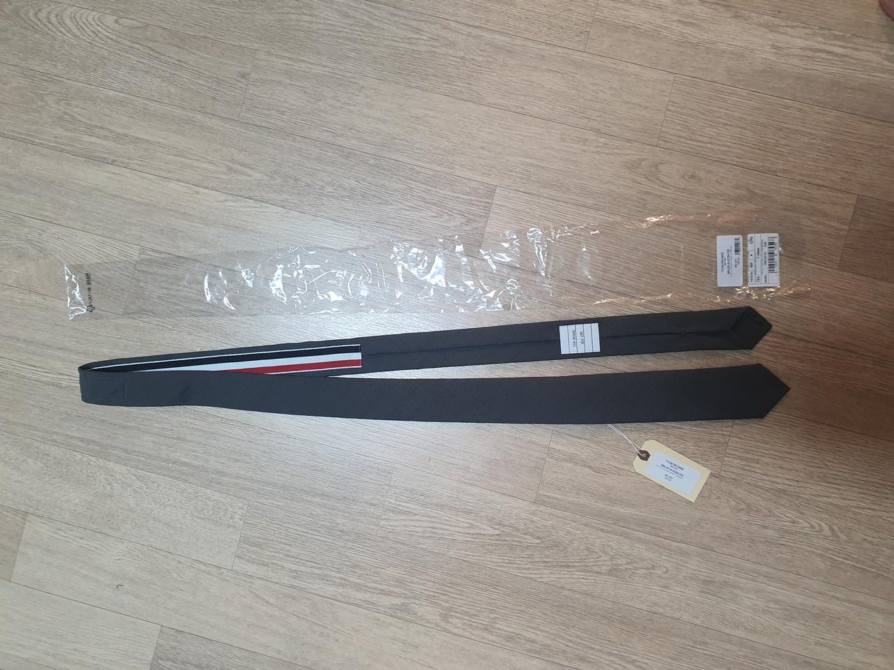 톰브라운 정품 넥타이 미드 그레이 새상품 판매