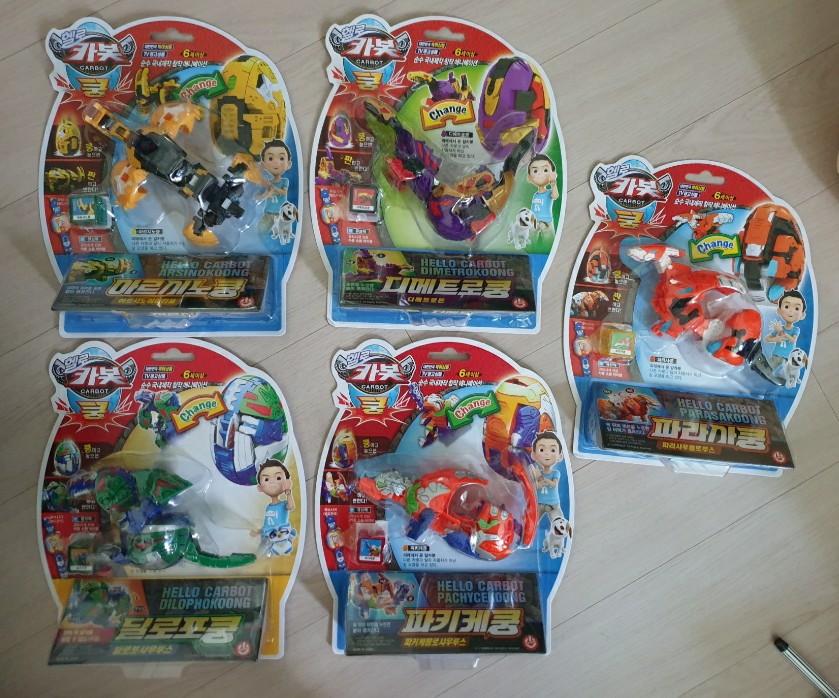 최신쿵시리즈 헬로카봇 쿵,알카봇 5종 일괄팝니다