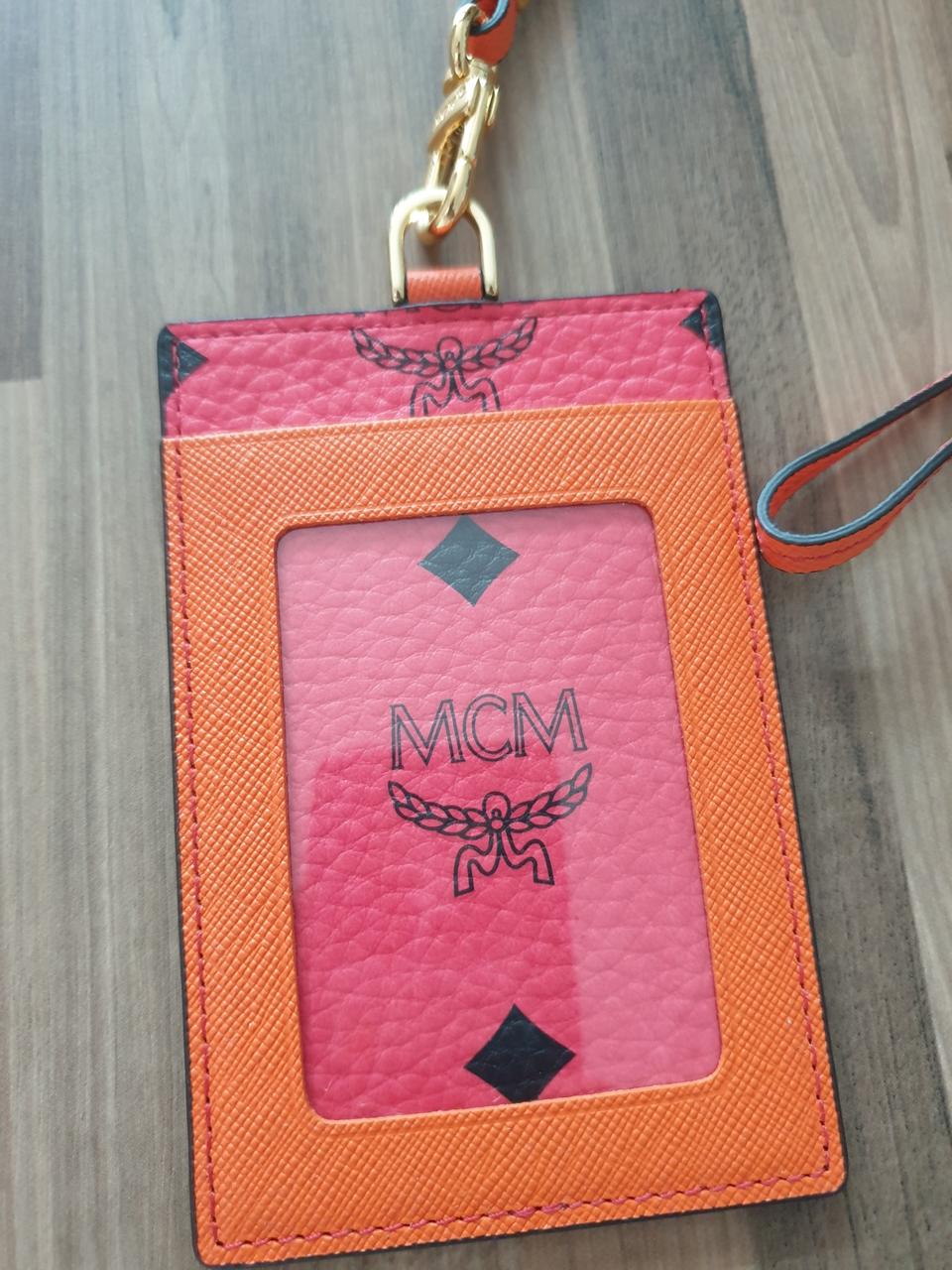 #MCM  비세토스 목걸이형카드지갑