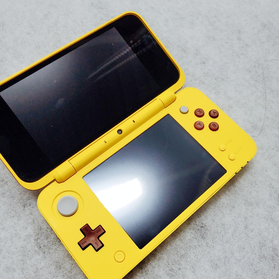 닌텐도2dsxl 피카츄에디션