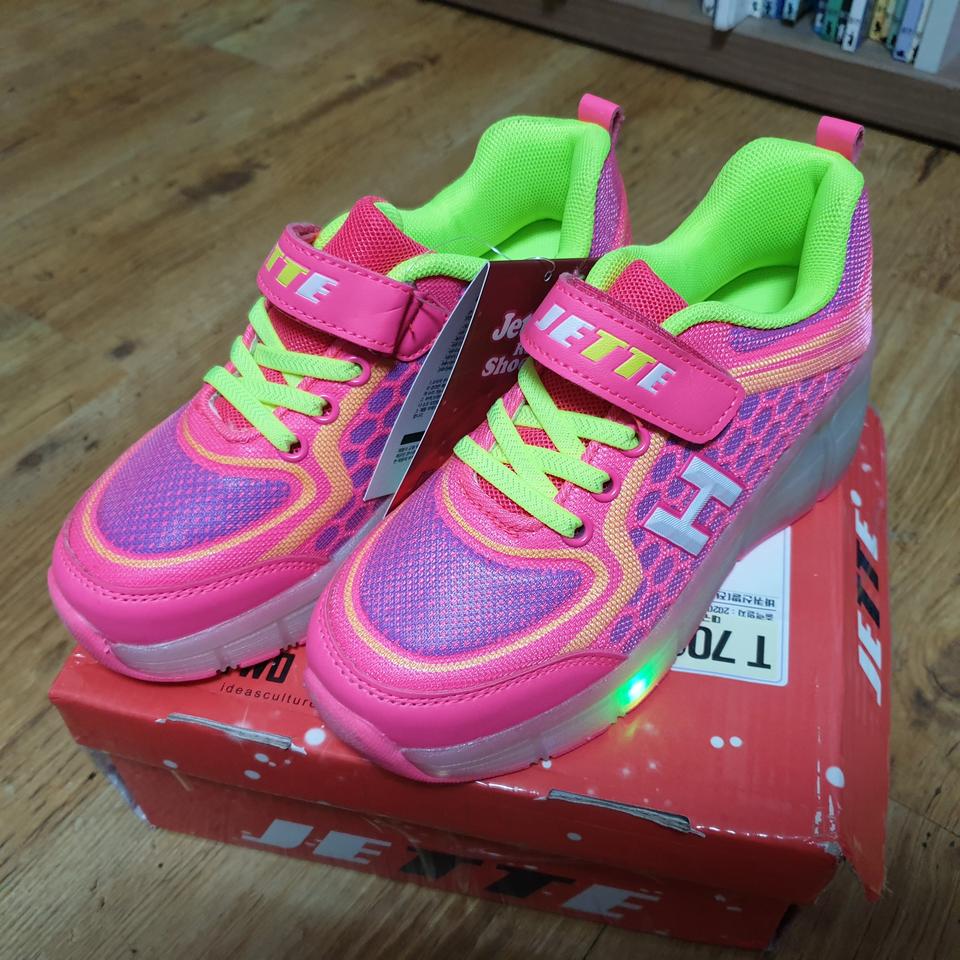 힐리스 220  (새신발,롤러슈즈,바퀴신발)