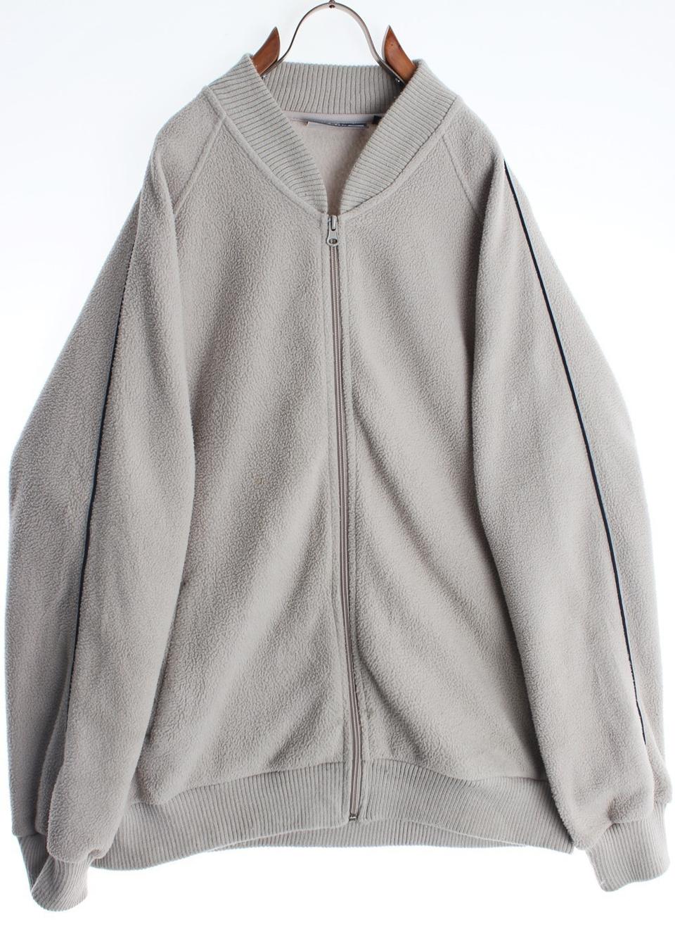 가뿐하고 따듯한 후리스 집업 자켓