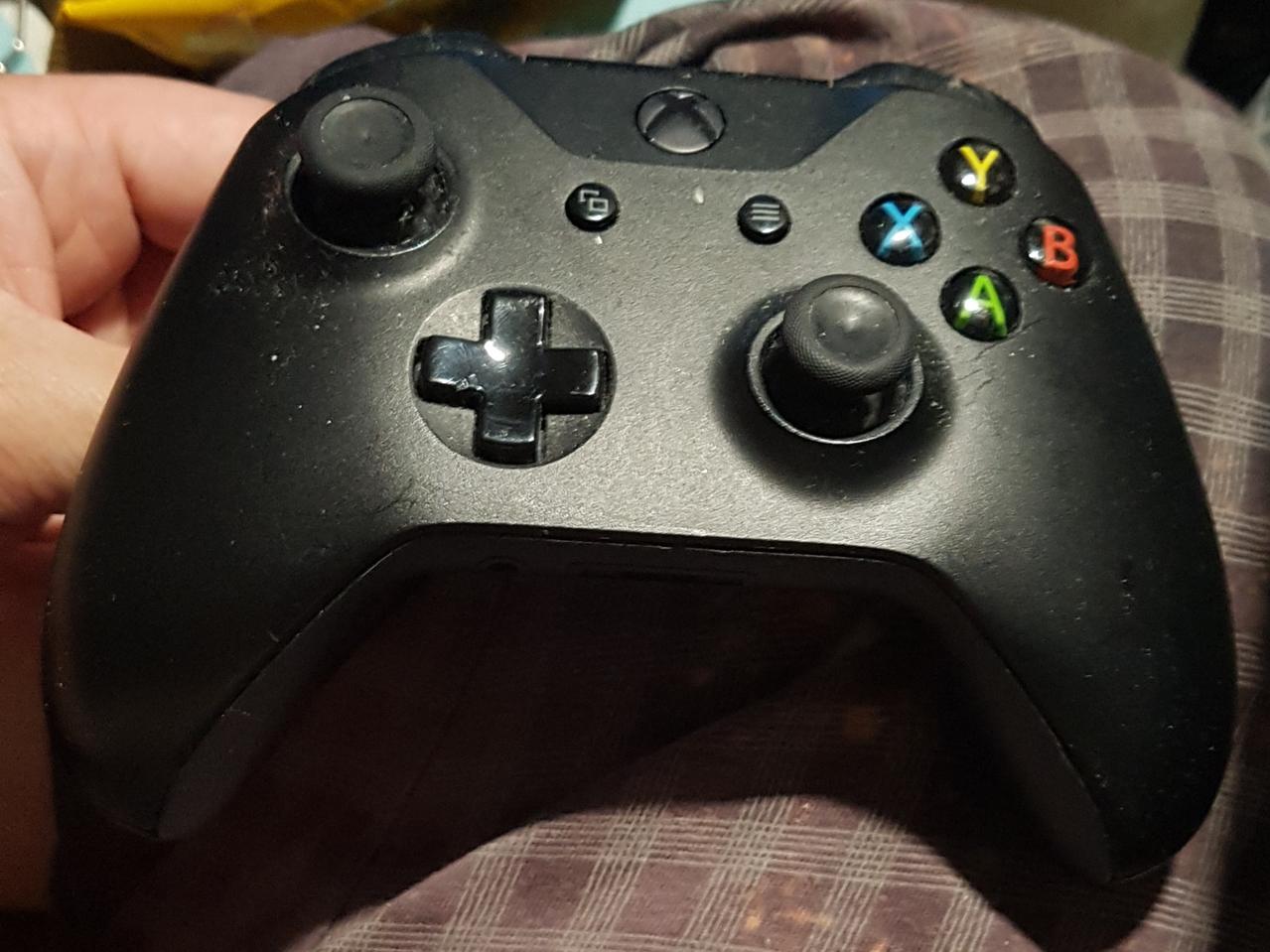 엑스박스 게임패드팝니다