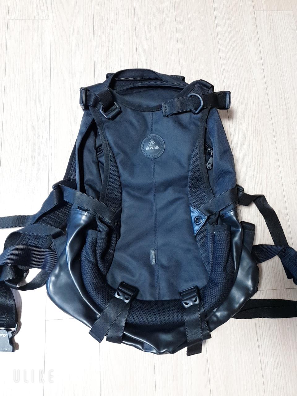 에어워크 백팩