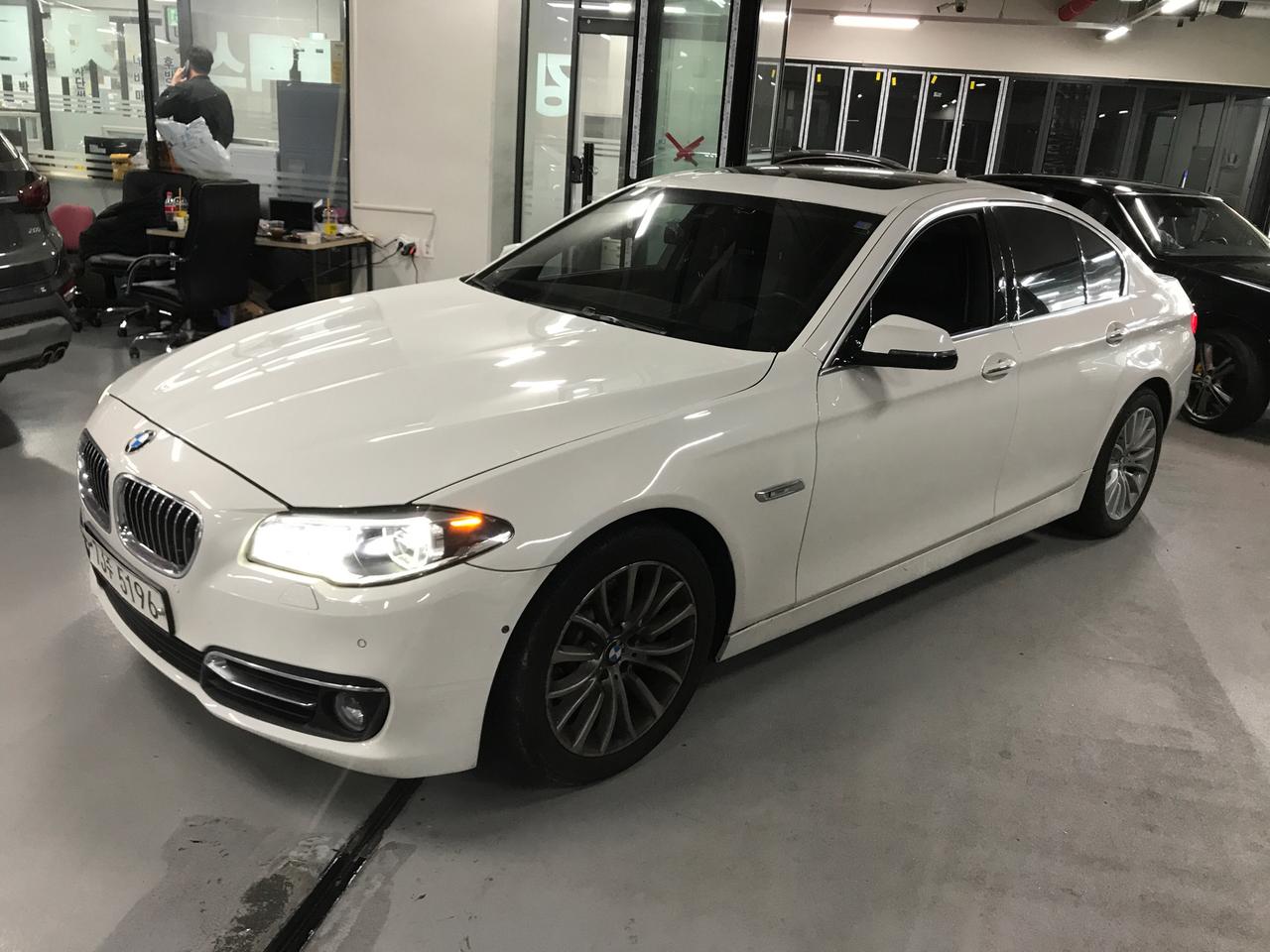 BMW 5시리즈 528i 럭셔리