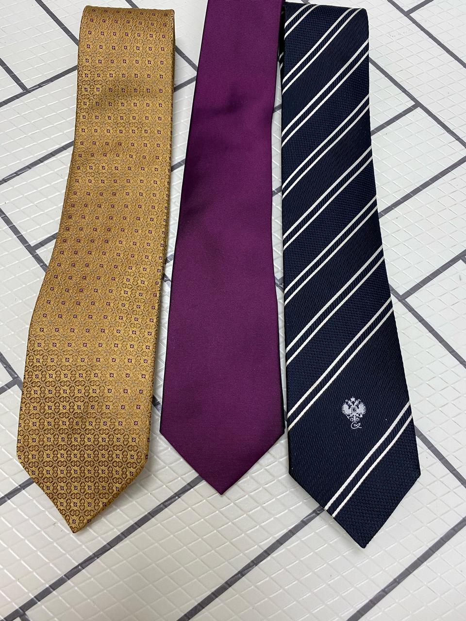 넥타이 (백화점 브랜드)